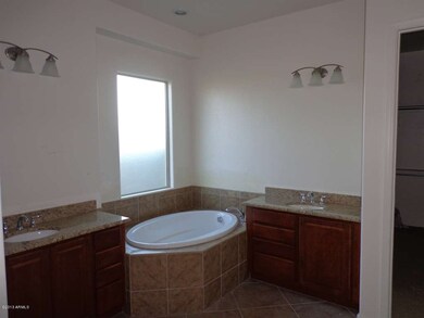SE 7 Master Bath