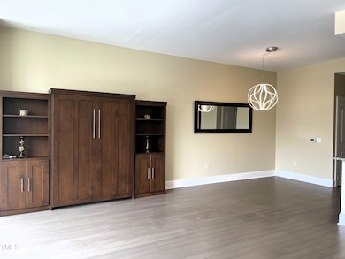 400 North dr and murphy bed