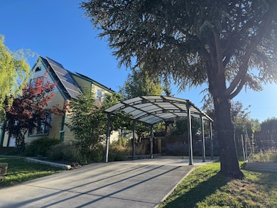 111 Sheldon St, Klamath Falls, OR 97601 - photo 3