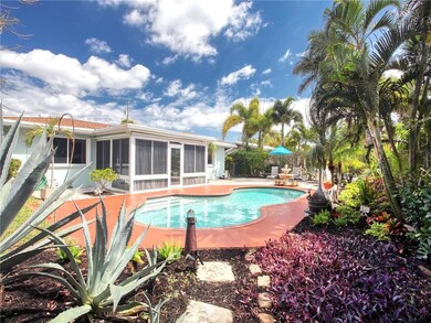 LARGE PRIVATE BACKYARD