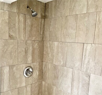 Tile surround for tub and shower combo