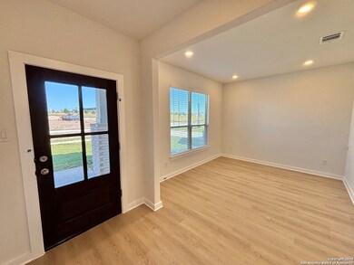 420 Salamander St, San Marcos, TX 78666 - photo 2