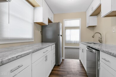 32 Vics Ct, Albany, NY 12205 - photo 7