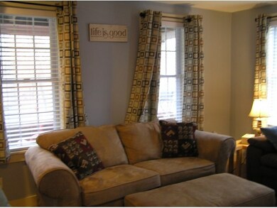 54 Mulberry St, Claremont, NH 03743 - photo 5