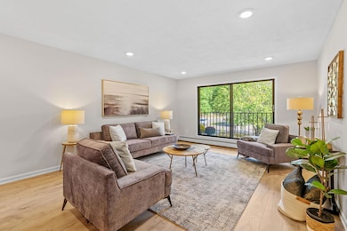 5140 W 102nd St unit 210, Bloomington, MN 55437 - photo 6