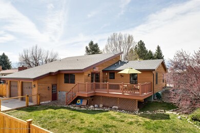 645 Grace Dr Carbondale CO-large-003-19-