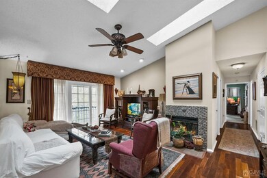 45 Amethyst Way, Franklin Park, NJ 08823 - photo 3