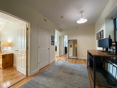 636 Beacon St unit 401, Boston, MA 02215 - photo 2