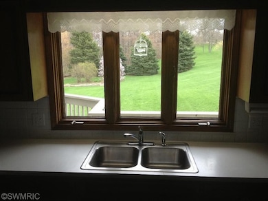 9150 Monte Vista Dr SE, Byron Center, MI 49315 - photo 4