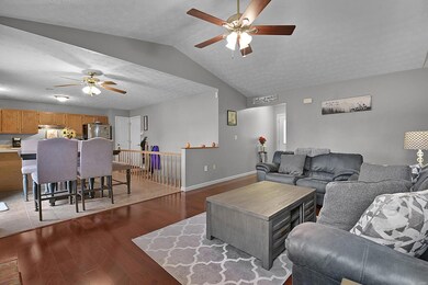 2305 Westchester Dr, Maryville, IL 62062 - photo 7