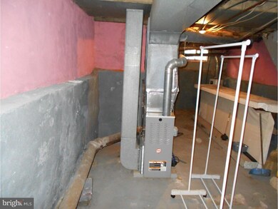 721 N 10th St, Camden, NJ 08102 - photo 5