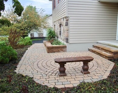 5001 Buss Dr, Emmaus, PA 18049 - photo 4