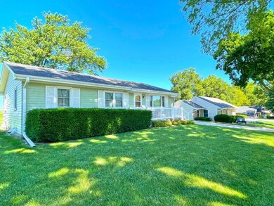 1502 Maple St, Shenandoah, IA 51601 - photo 2