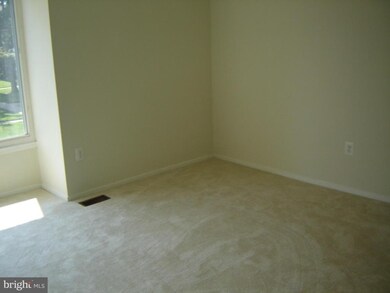 7503 Purdue Ct unit 14, Manassas, VA 20109 - photo 6