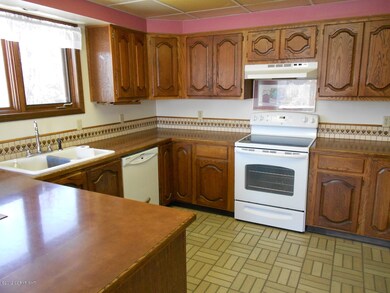 Good sized kitchen