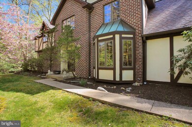 4027 Hillview Rd, Temple, PA 19560 - photo 3