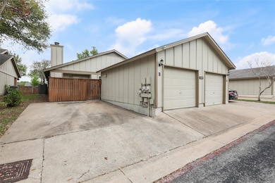 1407 W Braker Ln unit B, Austin, TX 78758 - photo 3