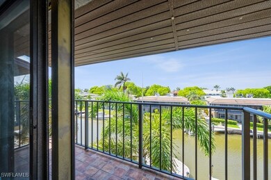 1400 Blue Point Ave unit 207, Naples, FL 34102 - photo 4