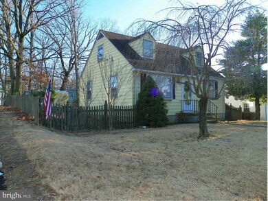 1817 Cromwood Rd, Parkville, MD 21234 - photo 2