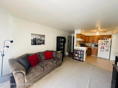 120 Devon Loop unit 8, Staten Island, NY 10314 - photo 5