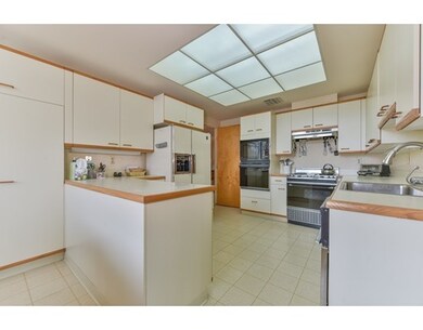 Hampton Place unit 605N, Chestnut Hill, MA 02467 - photo 7