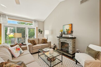 1637 Catalina Ln, Aurora, IL 60504 - photo 5