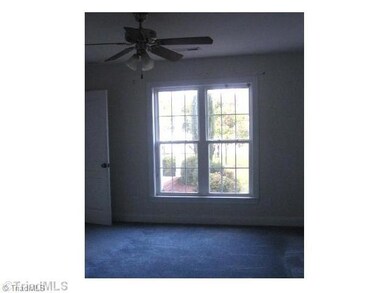 107 Tarrington Dr, Statesville, NC 28625 - photo 5