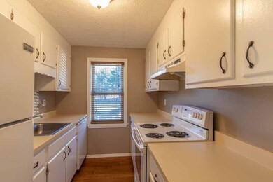 51 Olde Colonial Dr unit 10-1, Gardner, MA 01440 - photo 5