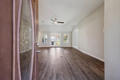 3438 N Peach Hollow Cir, Pearland, TX 77584 - photo 5