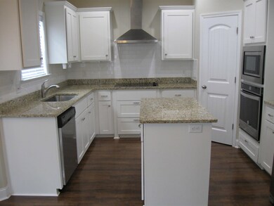 439 Meloney Dr, Hinesville, GA 31313 - photo 5