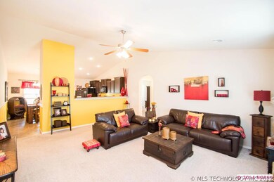 593 E 147th St S, Glenpool, OK 74033 - photo 5