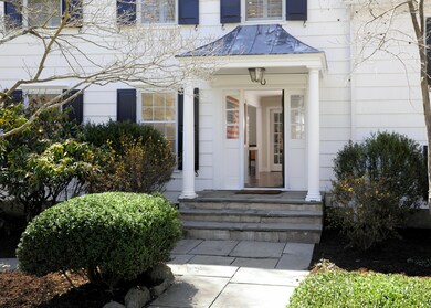 414 Stanwich Rd, Greenwich, CT 06830 - photo 3