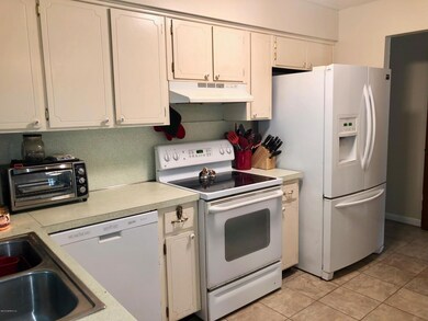 5136 Clarendon Rd, Jacksonville, FL 32205 - photo 6