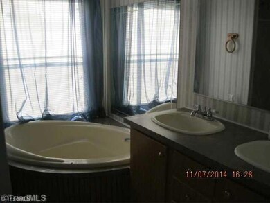 5925 Union Grove Church Rd, Seagrove, NC 27341 - photo 6