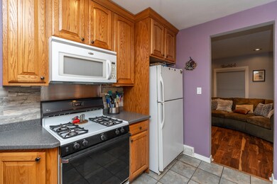 6. Kitchen 3