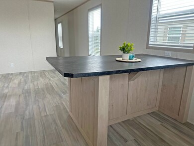 14876 Washington Rd unit 128, West Burlington, IA 52655 - photo 5