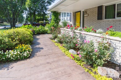 1503_Sherwood_FLOWERS-3
