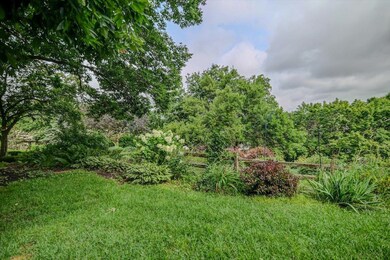 1530 Golf View Rd unit B, Madison, WI 53704 - photo 6