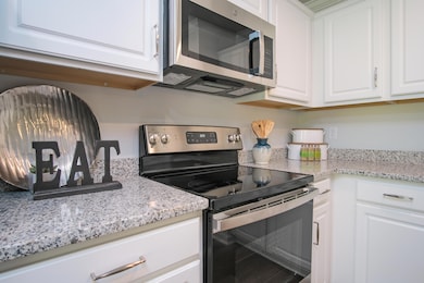 211 Central Creek Dr unit Lot 5, Goose Creek, SC 29445 - photo 3