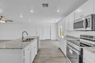 303 S Leo Ave, Shawnee, OK 74801 - photo 5