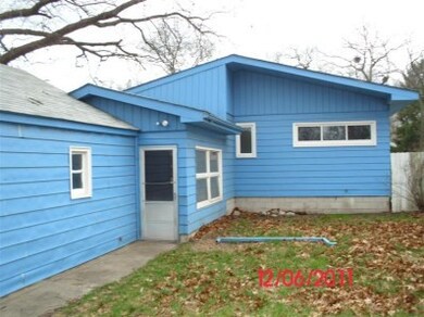 2762 W 39th Place, Gary, IN 46408 - photo 2