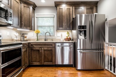 9212 Sue Helen Drive-23