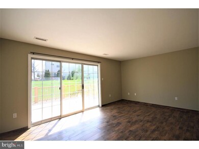 3302 Carriage Ct, North Wales, PA 19454 - photo 4