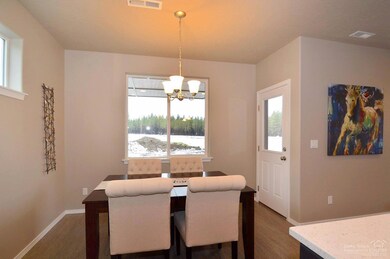 unlisted-address, Redmond, OR 97756 - photo 3