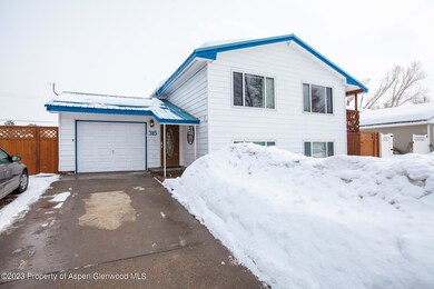 315 Apple St, Craig, CO 81625 - photo 2