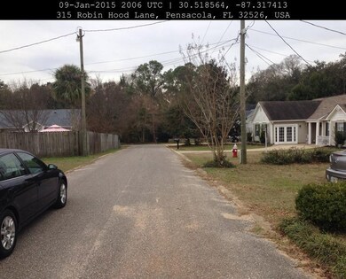 312 Robin Hood Ln, Pensacola, FL 32526 - photo 2