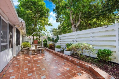 unlisted-address, Miami, FL 33186 - photo 3