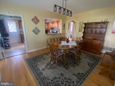 3209 Clearview Ave, Parkville, MD 21234 - photo 5