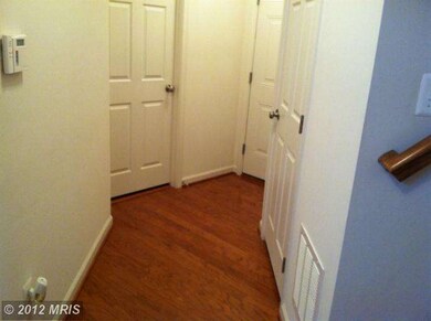 42937 Edgewater St, Chantilly, VA 20152 - photo 6