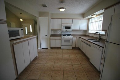 7019 Northleaf Dr, Houston, TX 77086 - photo 5